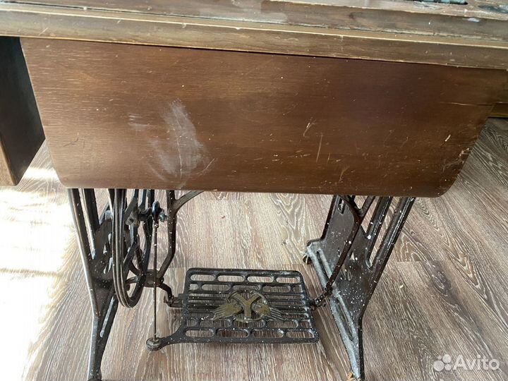 Швейная машина бу