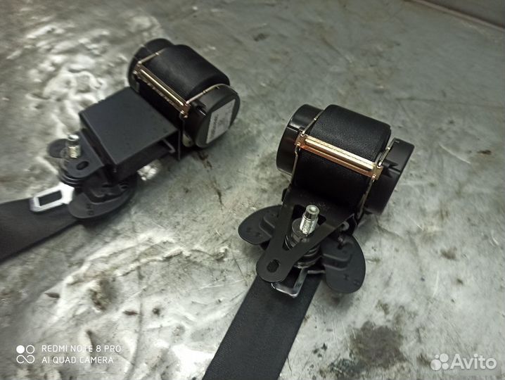 Ремень безопасности задний Toyota Land Cruiser 300