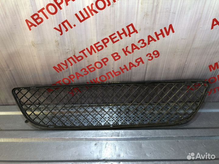 Решетка радиатора Альмера B10