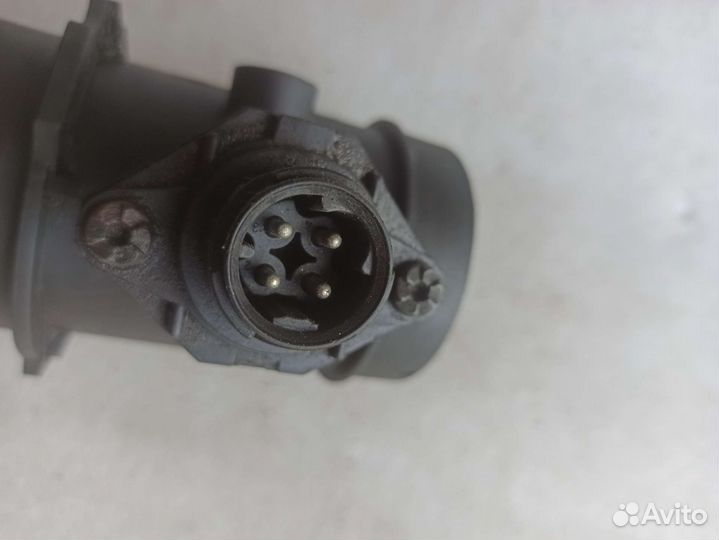 Датчик массового расхода воздуха BMW 5 e34