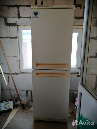 Холодильник Stinol