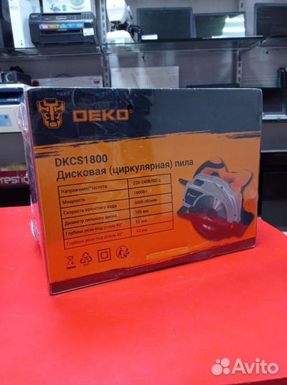 Циркулярная дисковая пила deko dkcs1800