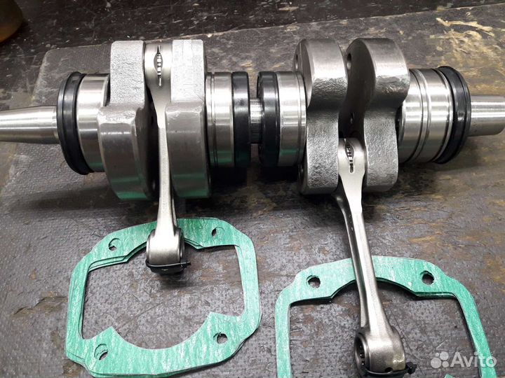 Коленчатый вал для снегохода