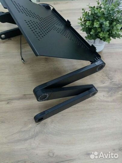 Подставка с охлаждением для ноутбука