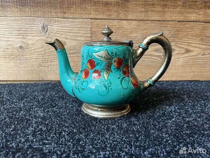 Старинный кофейник