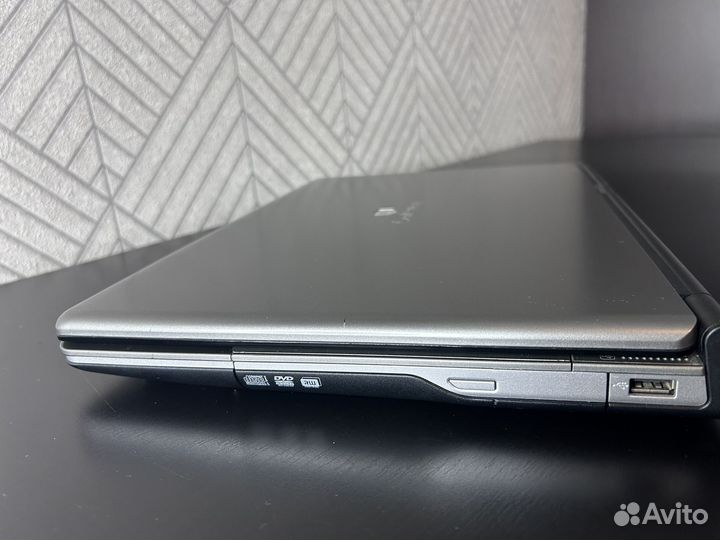 Ноутбук Gateway M1615