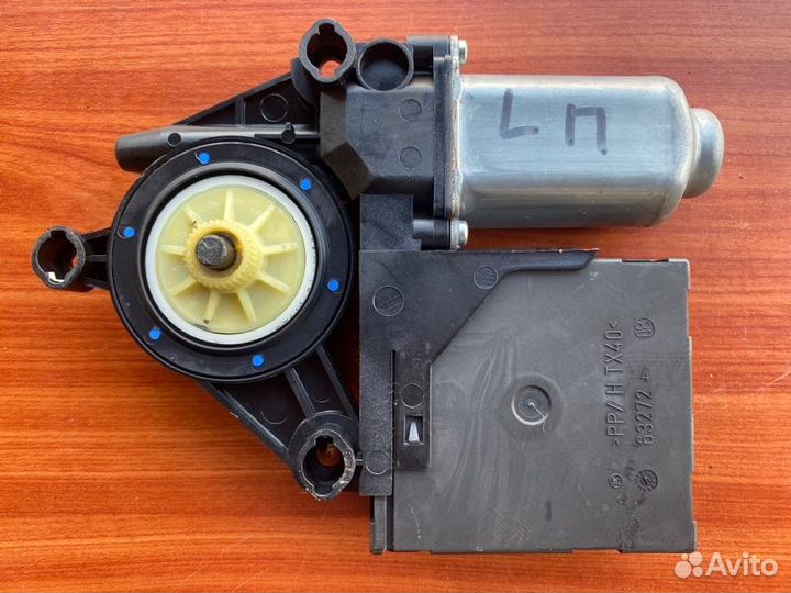 Мотор стеклоподъемника передний левый Vw Touran