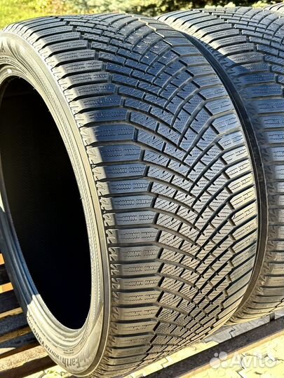 Yokohama BluEarth Winter V906 285/40 R22 и 325/35 R22