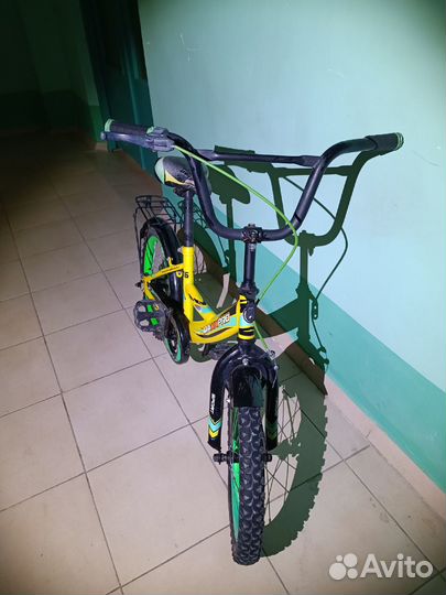 Детский велосипед 16