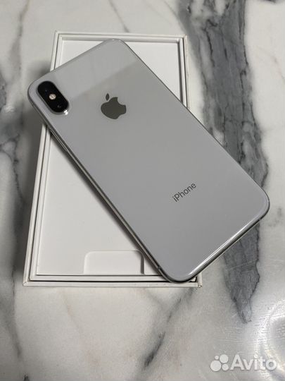 iPhone Xs, 64 ГБ