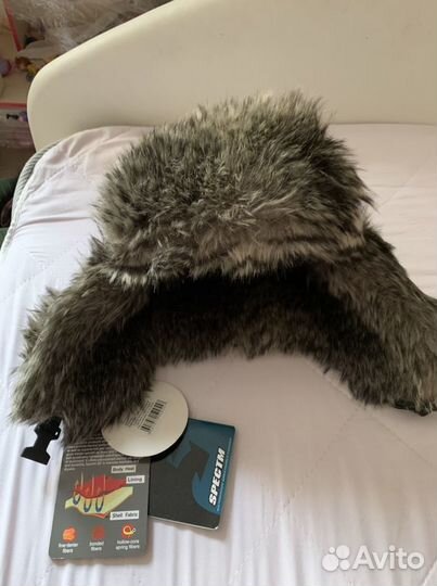 Новая шапка poivre blanc на год