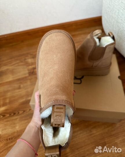 Ugg chelsea platform