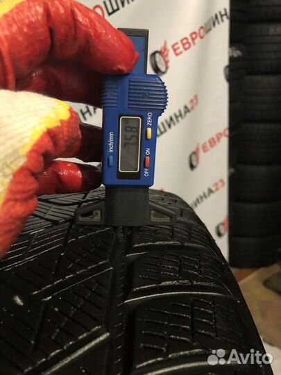 Pirelli Winter Sottozero 3 235/50 R18 93W