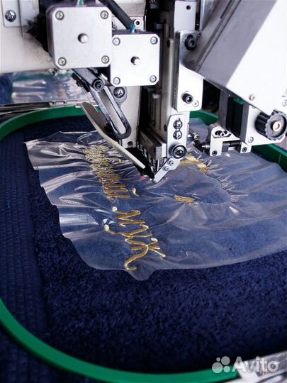 Вышивка на халатах на заказ оптом