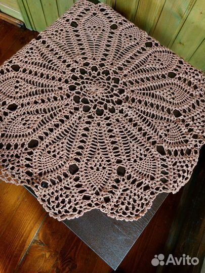 Коллекция вязаных салфеток