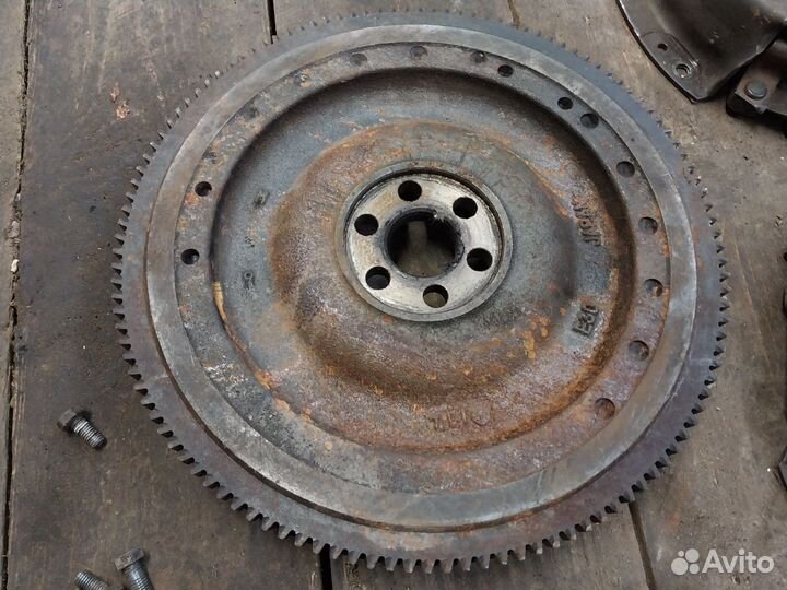 Terrano wd21(z24) маховик,венец