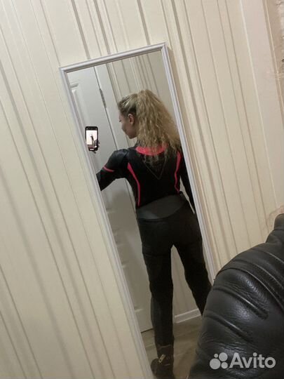 Женский комбез dainese размер 40