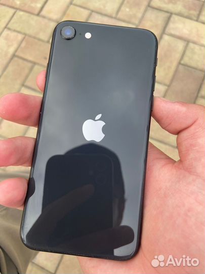 iPhone se 64gb 2020