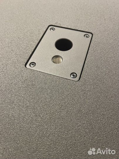 Активный сабвуфер yamaha DXS15mkll