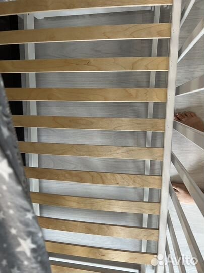 Кроватка детская новая красная звезда с матрасом