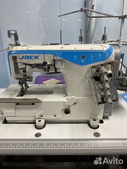 Плоскошовная распошивальная машина