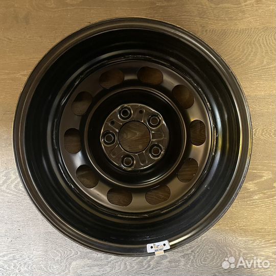 Штампованный диск r 16 bmw