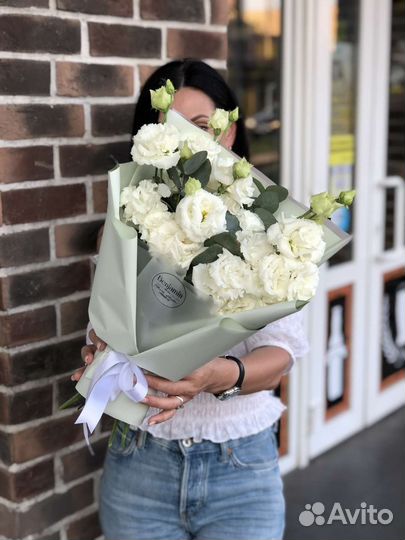 Эустома белая букет заказать