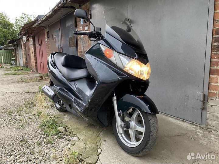 Suzuki Burgman SkyWave 250