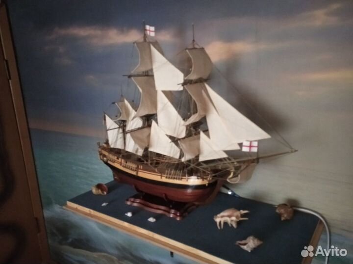 Продам модель парусника