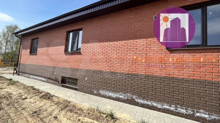 Коттедж 340,4 м² на участке 26,5 сот.
