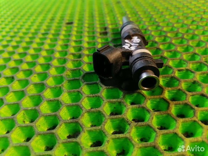 Топливная форсунка Mitsubishi Lancer