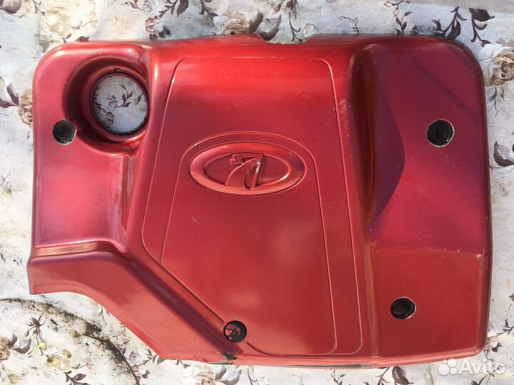 Крышка на двигатель kalina