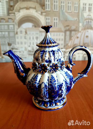 Чайник гжель автор.Киселёв А