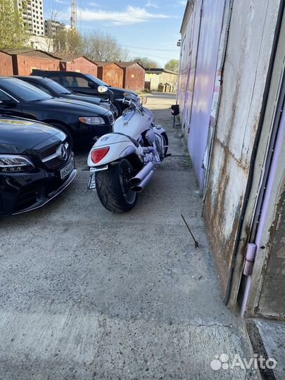 Suzuki Intruder M1800R (Suzuki Boulevard M109R)