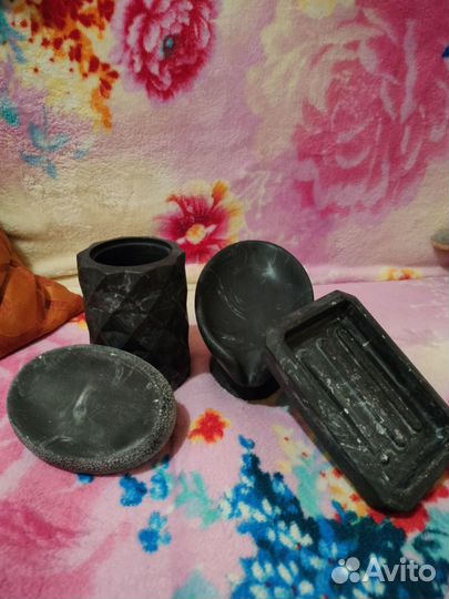 Мыльница из камня