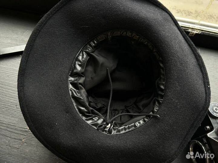 Шляпа фетровая женская черная