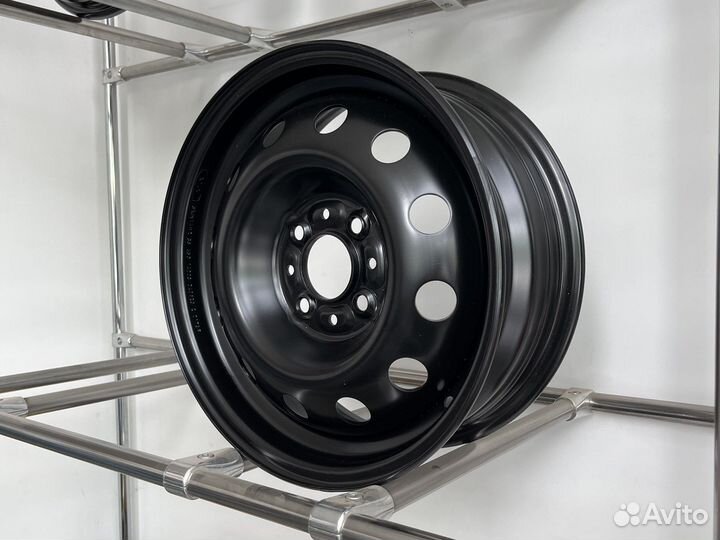 Новые стальные диски R14 на ваз Datsun