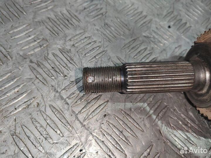 Привод левый Mitsubishi Carisma 1.8 1995-2003