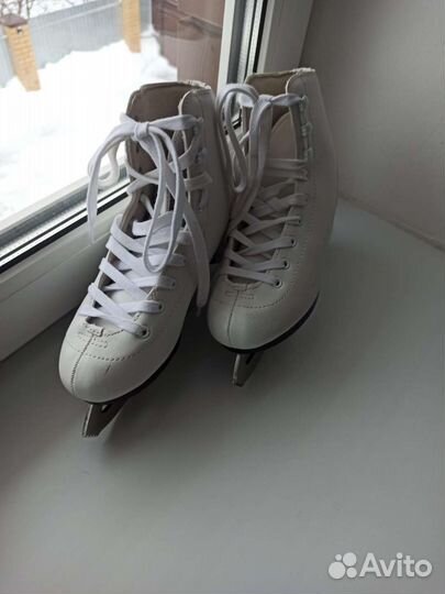 Коньки фигурные