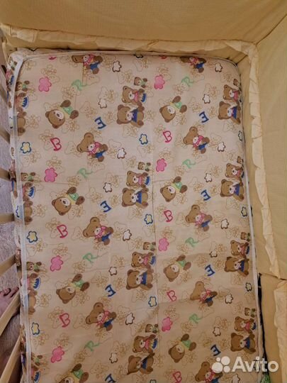 Детская манеж с матрасом