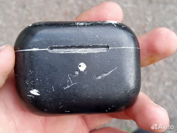 Airpods pro паль