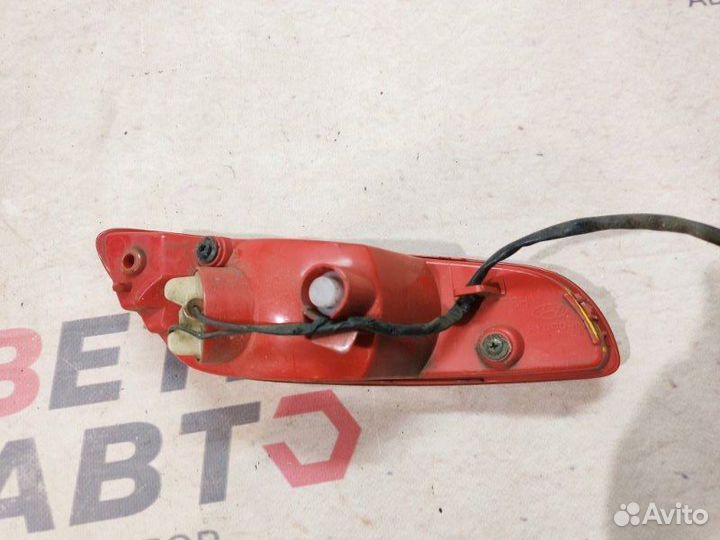 Фонарь в задний бампер правый Hyundai Santa Fe CM