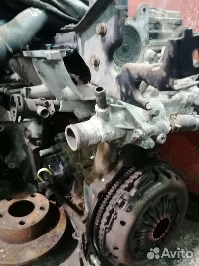 Корпус термостата Рено Меган 2