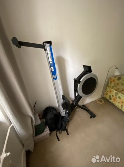 Гребной тренажер Infinity R9