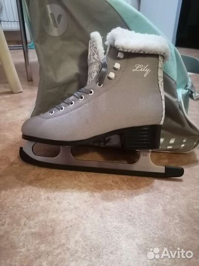 Коньки женские