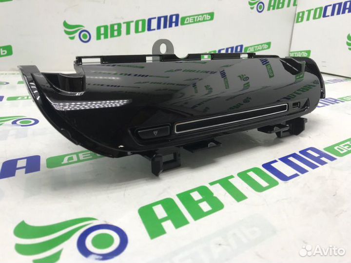 CD проигрыватель Mazda 3Bp бензин 2019