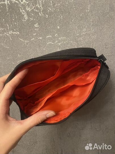 Школьный пенал