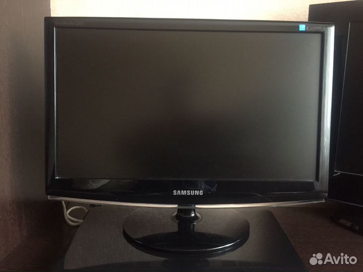 Монитор samsung