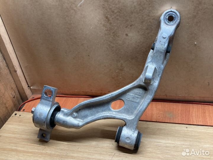 Рычаг передний L Lexus GS 250 450h 12-18г