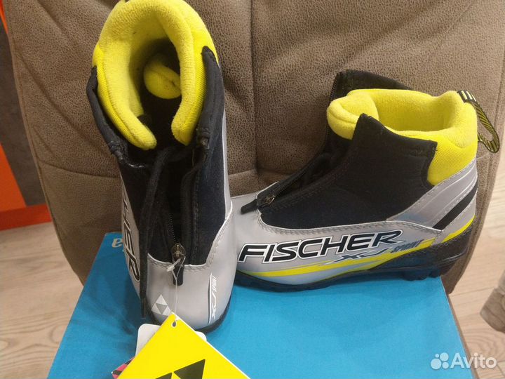 Лыжные ботинки fischer классические